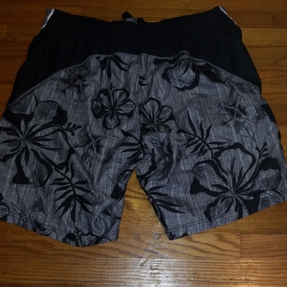 Swim trunks - Picture 2 of 2